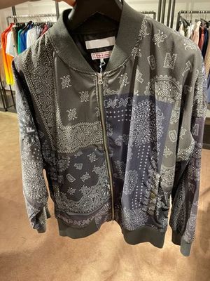 2023春夏2023春夏服裝夾克商場全球實拍圖庫_2023春夏全球服裝零售批發市場實拍_2023春夏服裝展會實拍款式圖